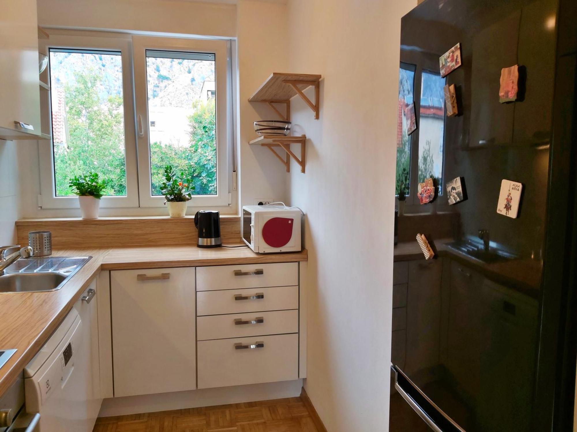 Apartment Anita أوميس الغرفة الصورة