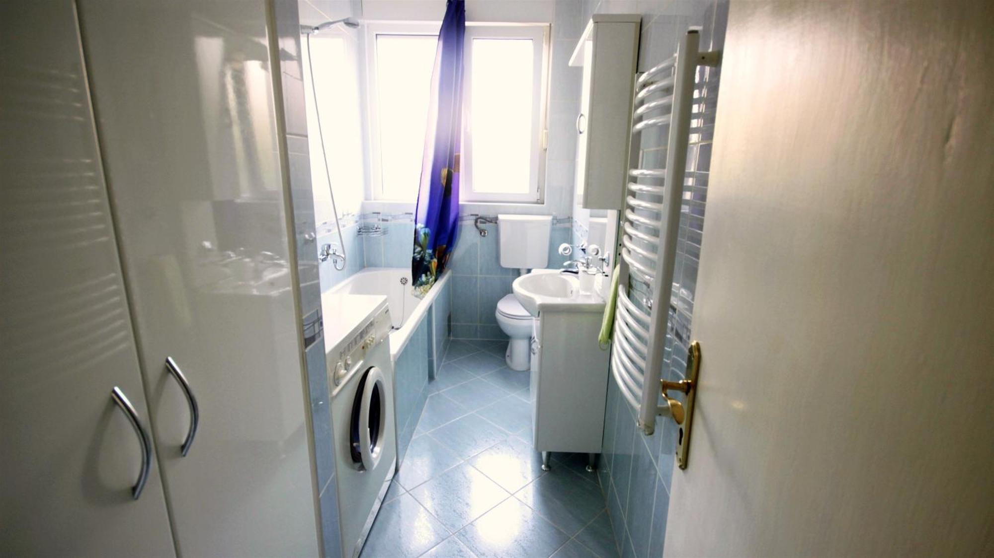 Apartment Anita أوميس الغرفة الصورة